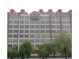 大學(xué)標(biāo)志雕塑